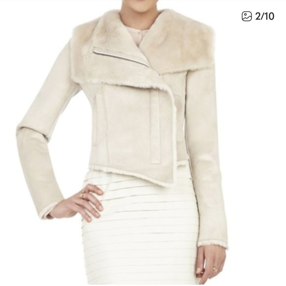Elegant Cream Women's Jacket - Picture 2 of 4
